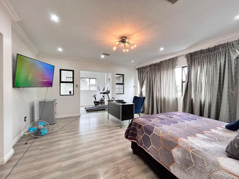 4 Bedroom Property for Sale in Ifafi North West